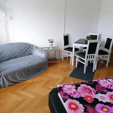 Flat Near The Tannenbergsthal