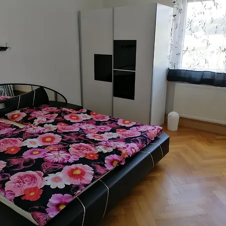 Lejlighed Cozy Near *